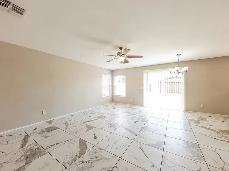11845 W Lupine Ave — Photo 5