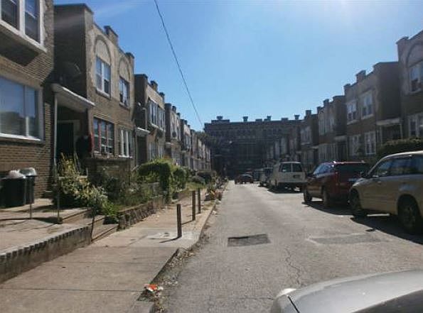 2nd image of 5947 N Lawrence St