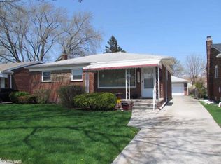 17323 Veronica Ave, Eastpointe, MI 48021