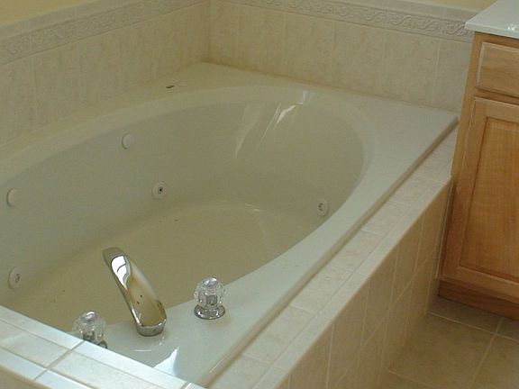 5th image of 3005 Haven Ln
