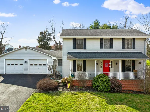 67 Elaine Ave, Martinsburg, WV 25404