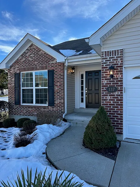 Front Entry - 137 Fallon Villa Ct