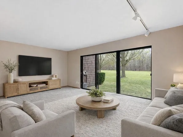 9156 North 70th STREET #5, Milwaukee, WI 53223