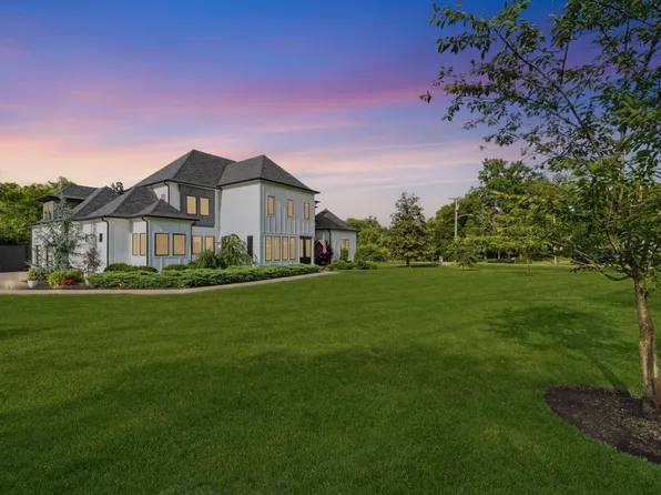 848 W Hillwood Dr, Nashville, TN 37205