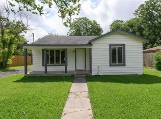 6811 Mike St, Hitchcock, TX 77563
