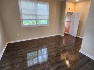 5205 N Broad St #1A, Philadelphia, PA 19141
