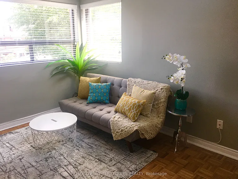 305 Margueretta St #TOP FLOOR — Photo 4