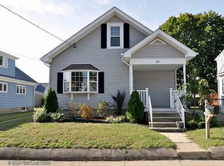 89 Whittier Rd, Pawtucket, RI 02861