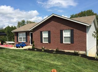 48 Roselawn Dr, Williamstown, KY 41097