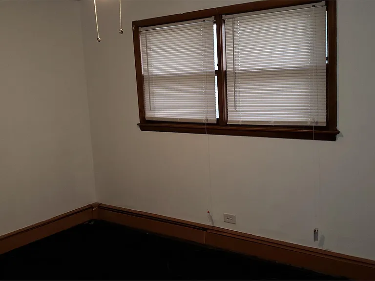 724 W 138th St #3 — Photo 7