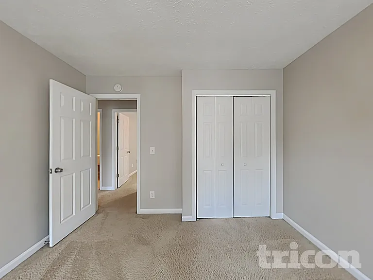 4549 Aladdin Ct — Photo 14
