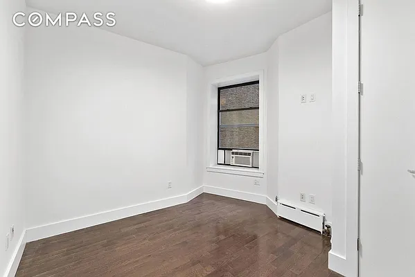 Rented by Compass | media 7