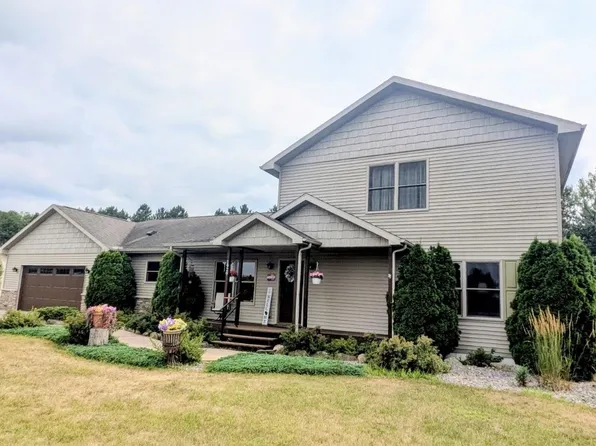 1929 Lakes Edge Ln, Friendship, WI 53934