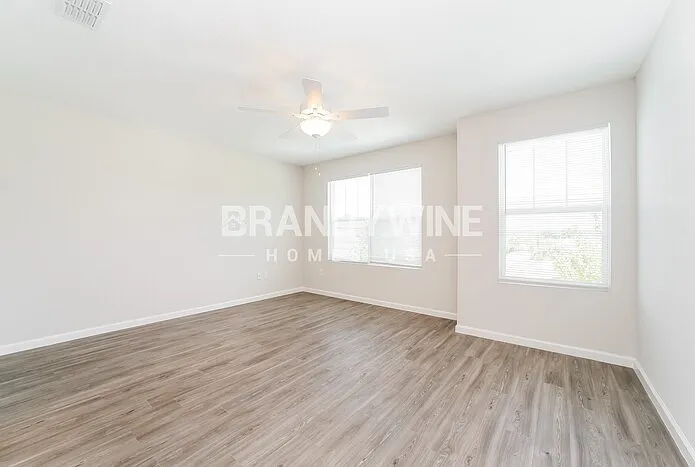 540 Narnia Ct — Photo 14