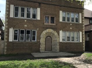 3068 N 44th St APT 2, Milwaukee, WI 53210