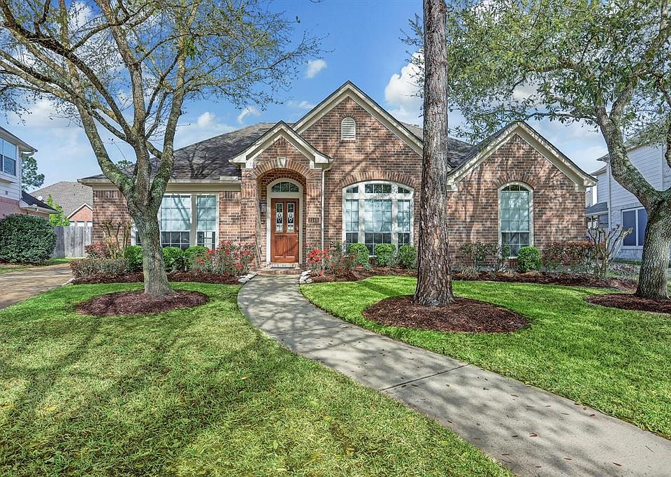 1st image of 3145 Autumn Leaf Dr