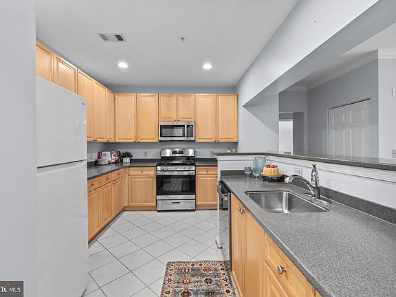 3rd image of 4950 Brenman Park Dr APT 301
