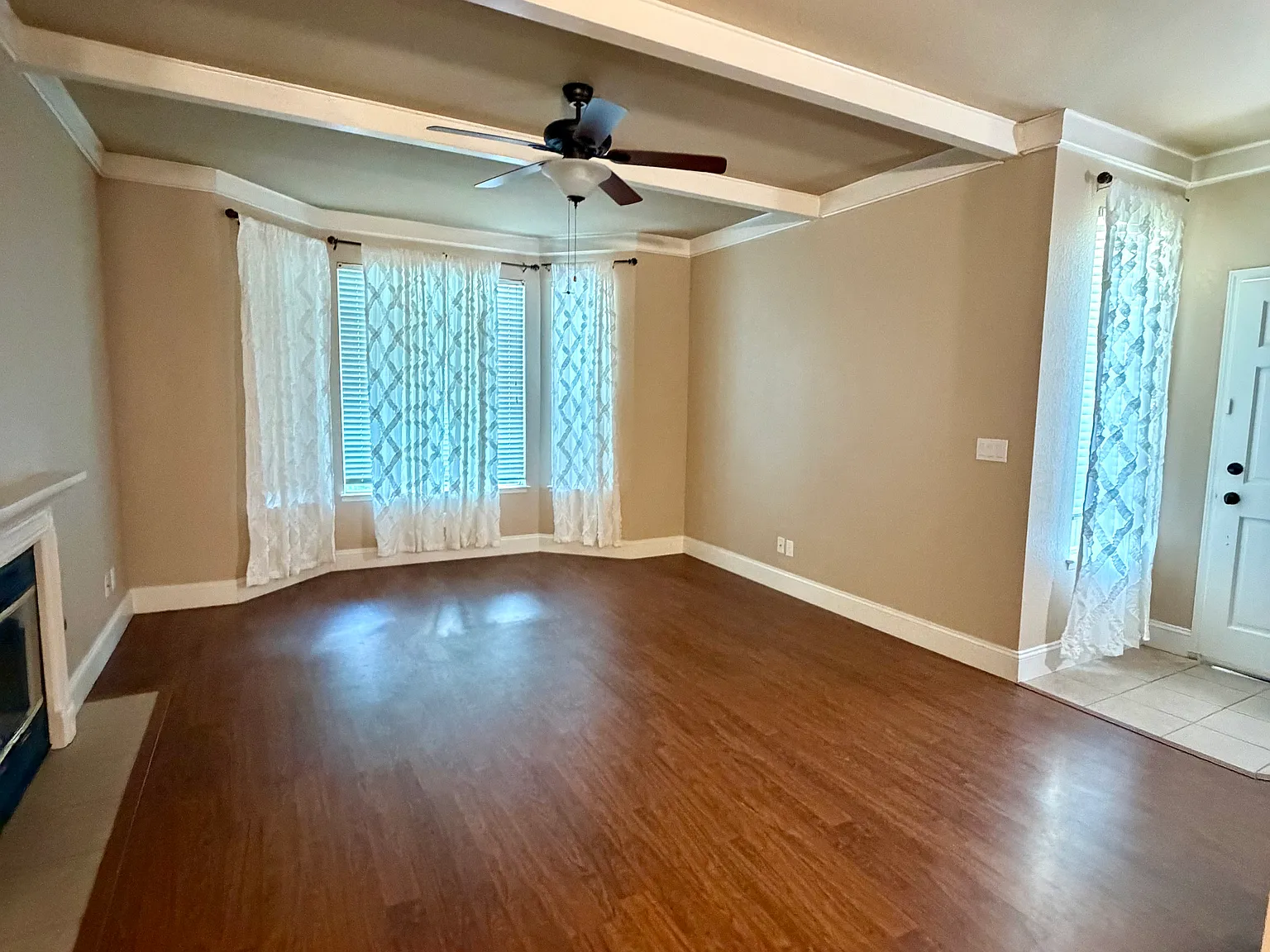 8147 N Cedar Ave — Photo 1
