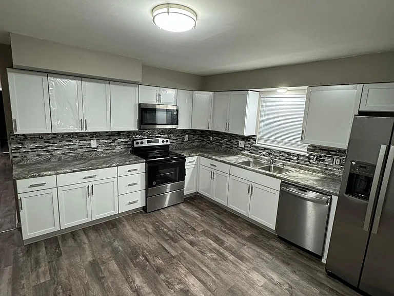 7740 W Potomac Ave — Photo 1