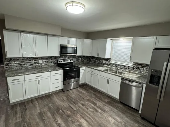 7740 W Potomac Ave, Milwaukee, WI 53222