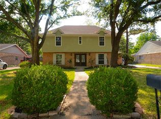 8135 Debbie Gay Dr, Houston, TX 77040
