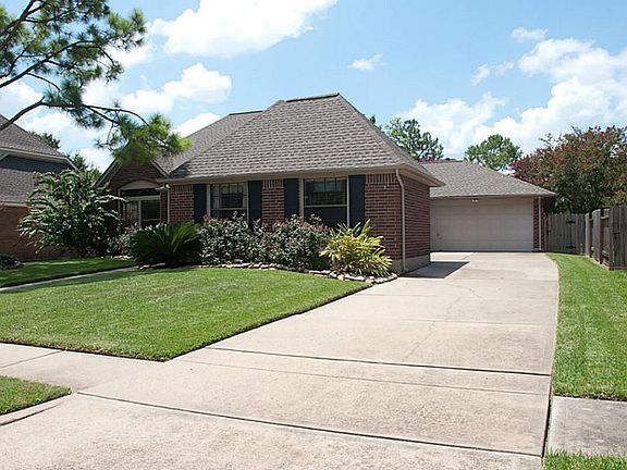 4th image of 14414 Hillside Hickory Ct