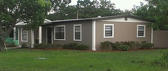 2nd image of 4312 Daubert St