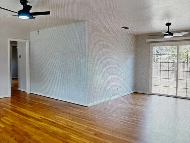 925 Jones St — Photo 2