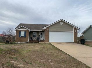 320 E Robinson St, Bay, AR 72411