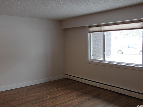 5th image of UNIT 2-2106 Ste Cecilia AVENUE