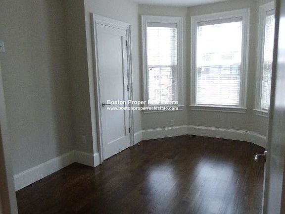 50 Gloucester St. #2 Boston - Back Bay Unit Photo 4