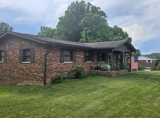 220 Ponderosa Dr, Culloden, WV 25510