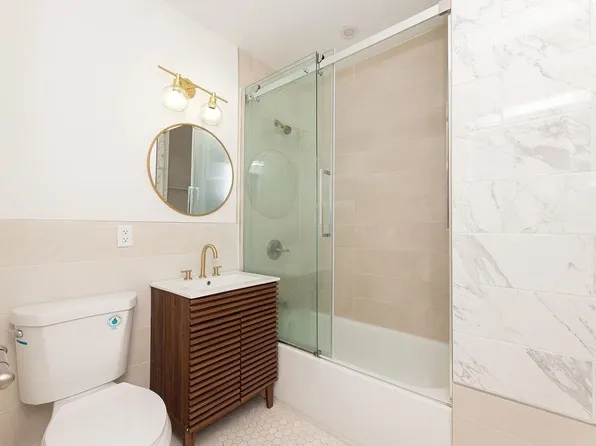 203 Pearsall Avenue image 24 of 35