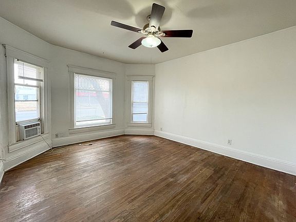 2nd image of 120 W 4th Ave