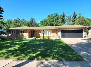 1824 Eisenhower Cir, Aberdeen, SD 57401