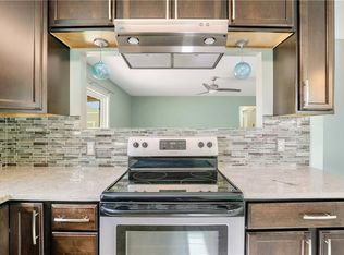 6608 Memory Ln, Watauga, TX 76148