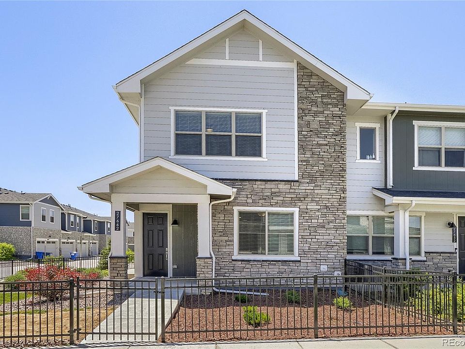 1st image of 27662 E 1st Avenue