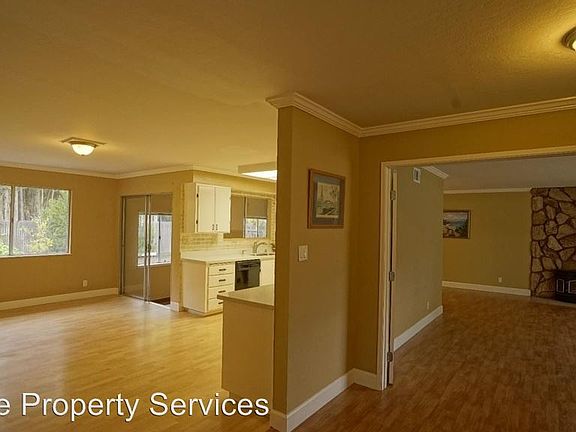3rd image of 5423 Portsmouth Ave