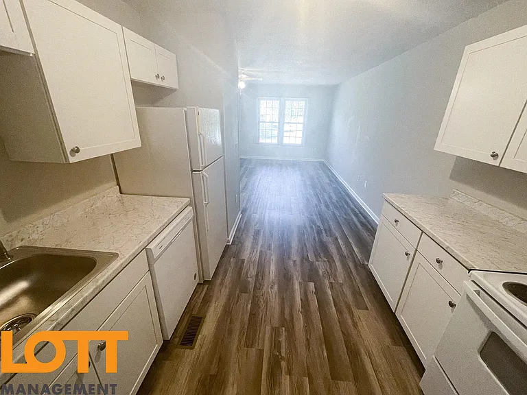 113 Newton Ave #B — Photo 7