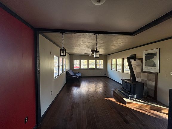5th image of 23656 Holly Rd