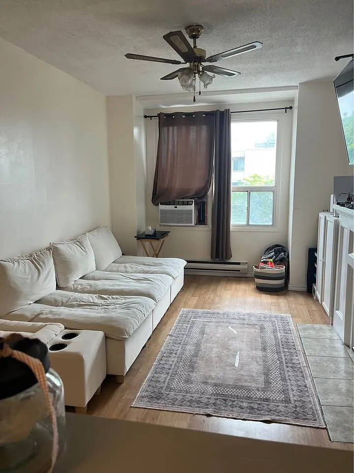2 bed, 800 sqft, $2,150 — Photo 1
