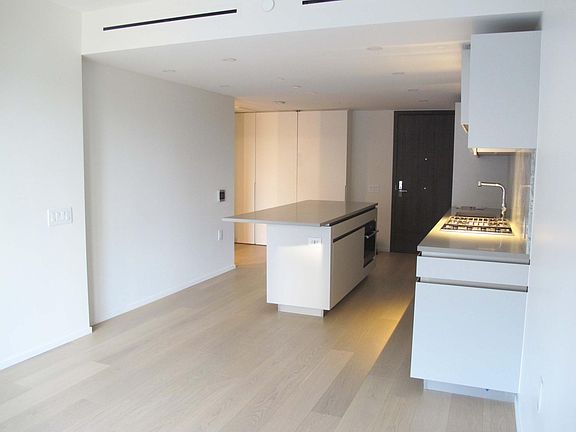 2nd image of 889 Pacific St #504