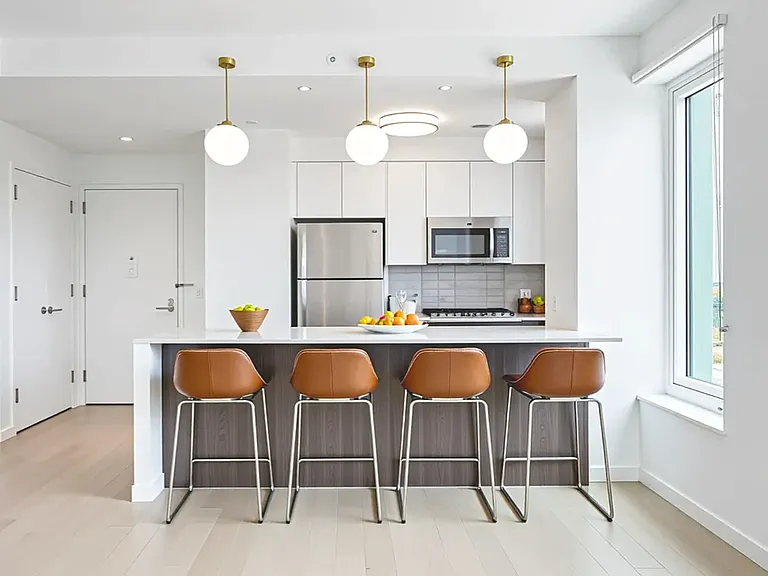 147-40 Archer Ave #407 — Photo 3