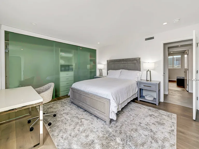 26060 Pacific Coast Hwy #0 — Photo 32