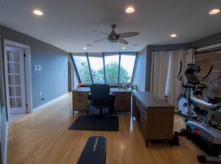 5747 N Sheridan Rd, Chicago, IL 60660