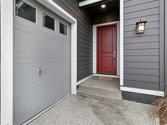 3rd image of 18203 151st Street E