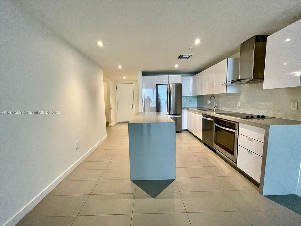 1st image of 1600 NE 1st Ave #2912