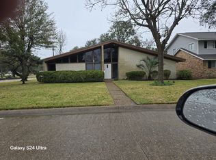 1503 17th Ave N, Texas City, TX 77590