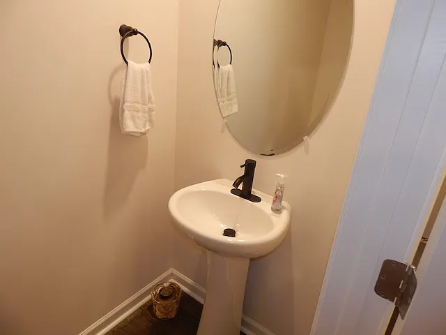 4 bed, 2.5 bath, $1,750 — Photo 4