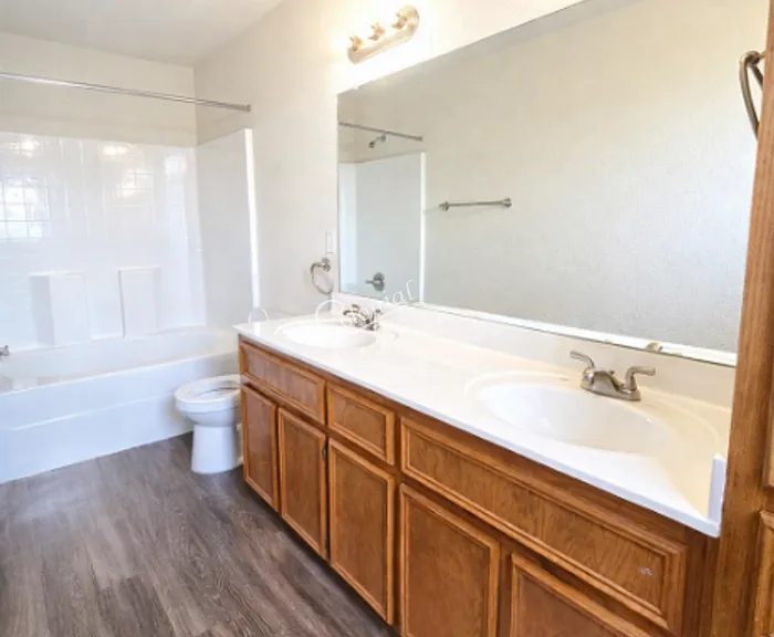 3109 Ochiltree Dr #B — Photo 12